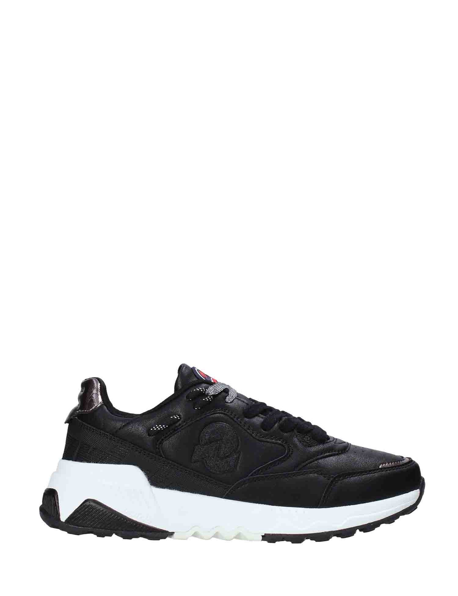 Sneakers Nero Invicta