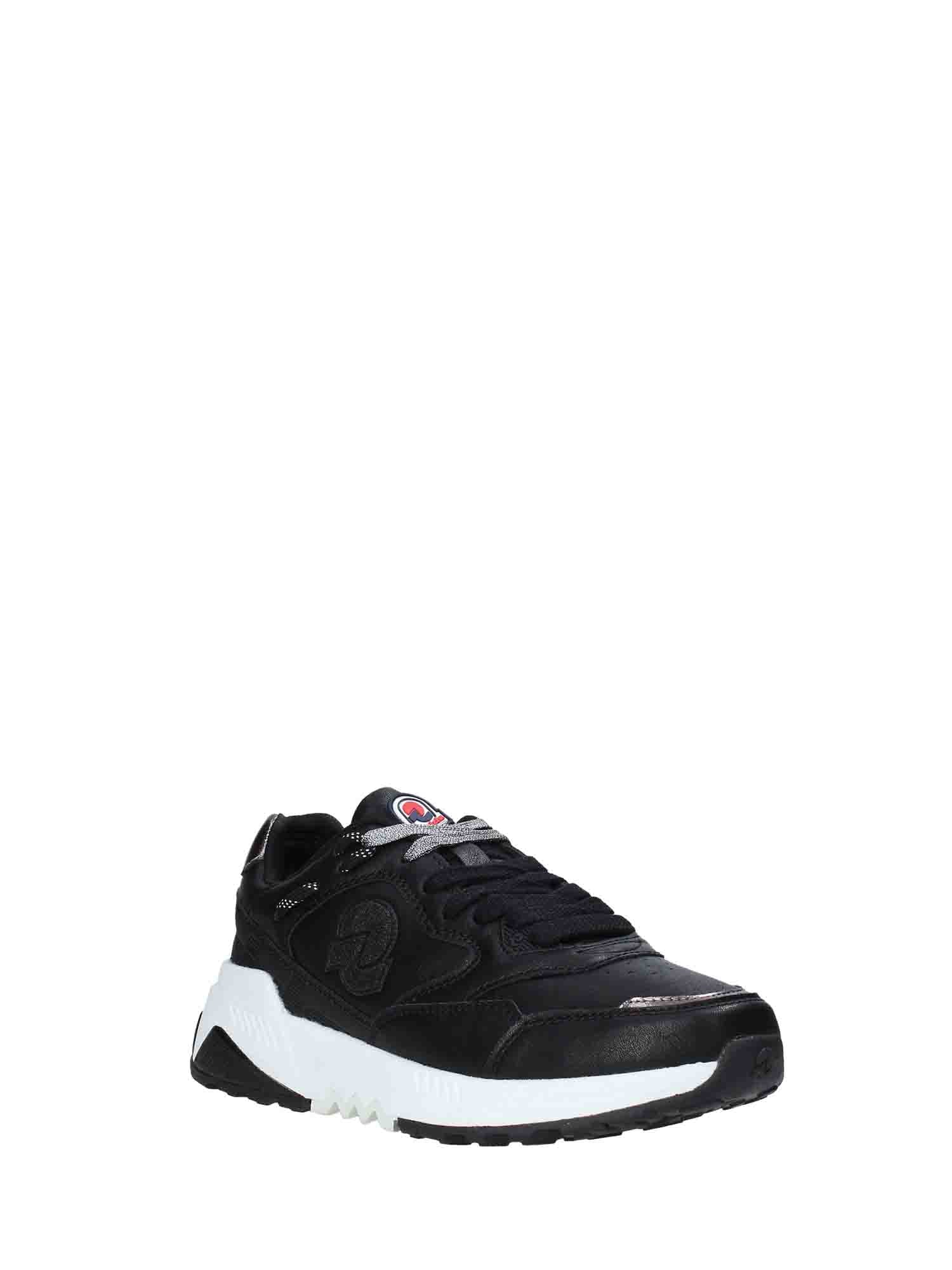 Sneakers Nero Invicta