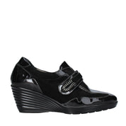 Scarpe con strappi Nero Confort