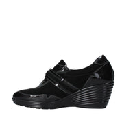 Scarpe con strappi Nero Confort