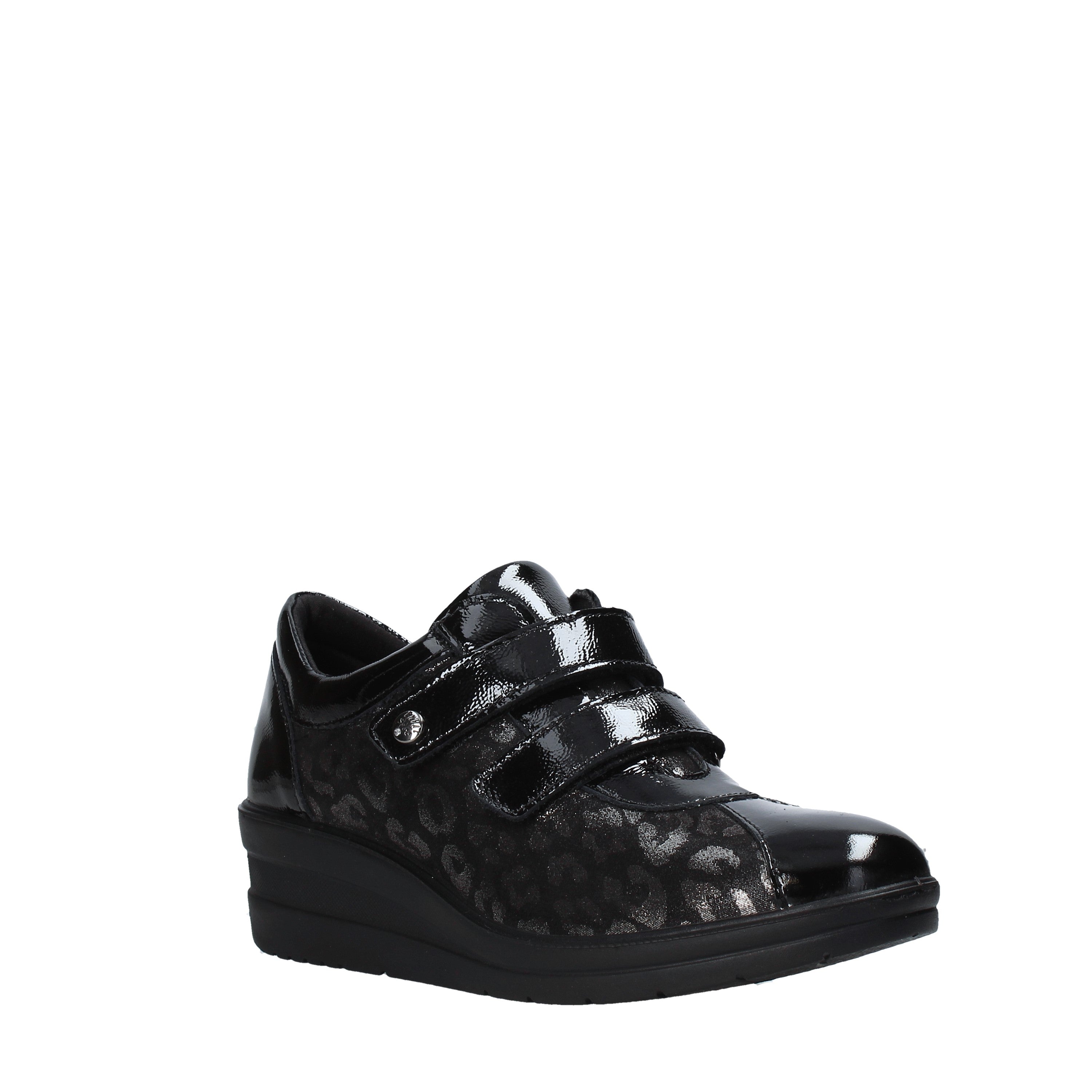 Scarpe con strappi Nero Enval