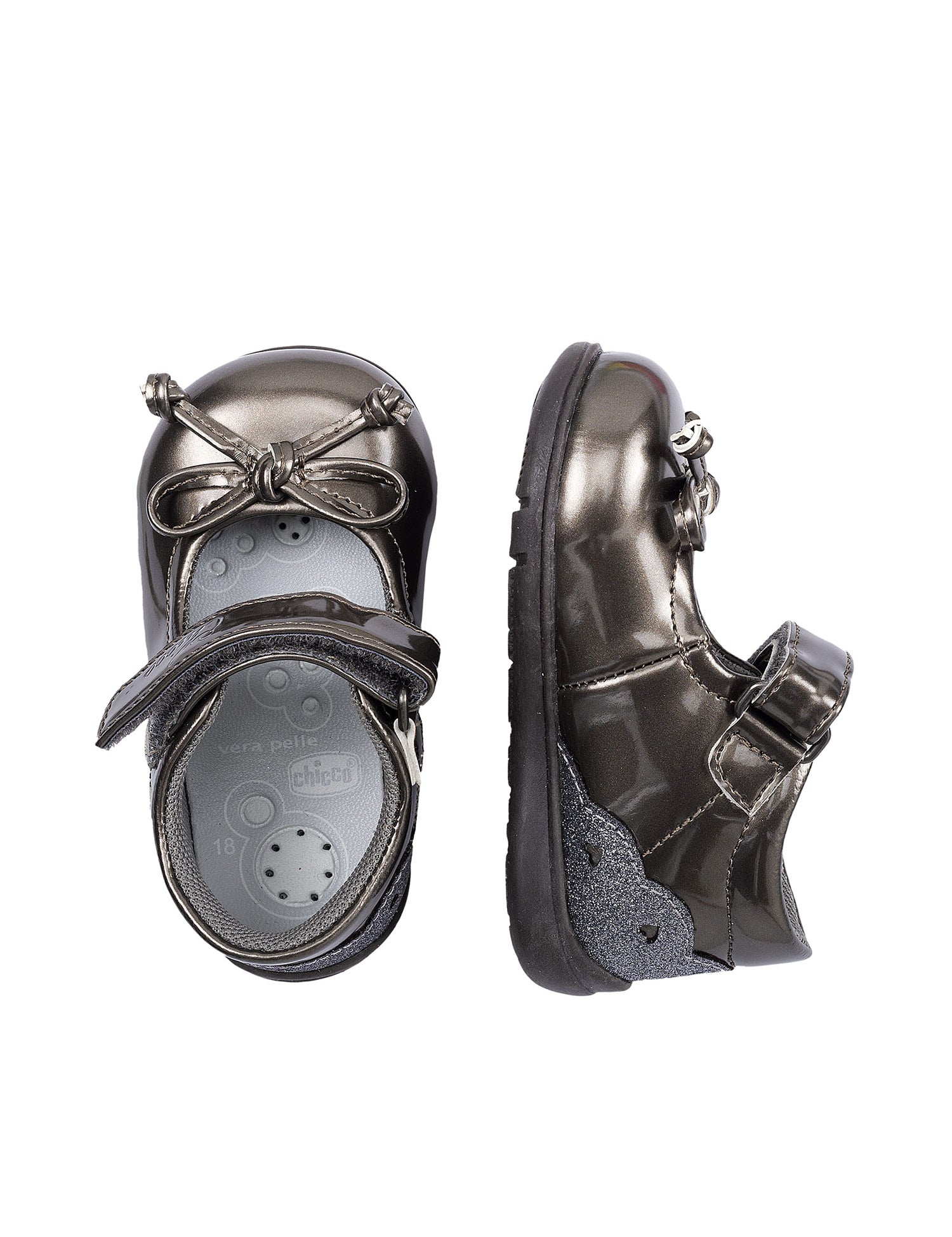 Sandali con strappi Marrone Chicco