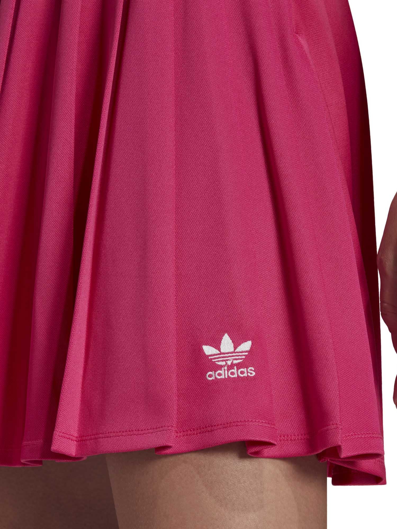 Gonna sale adidas rosa