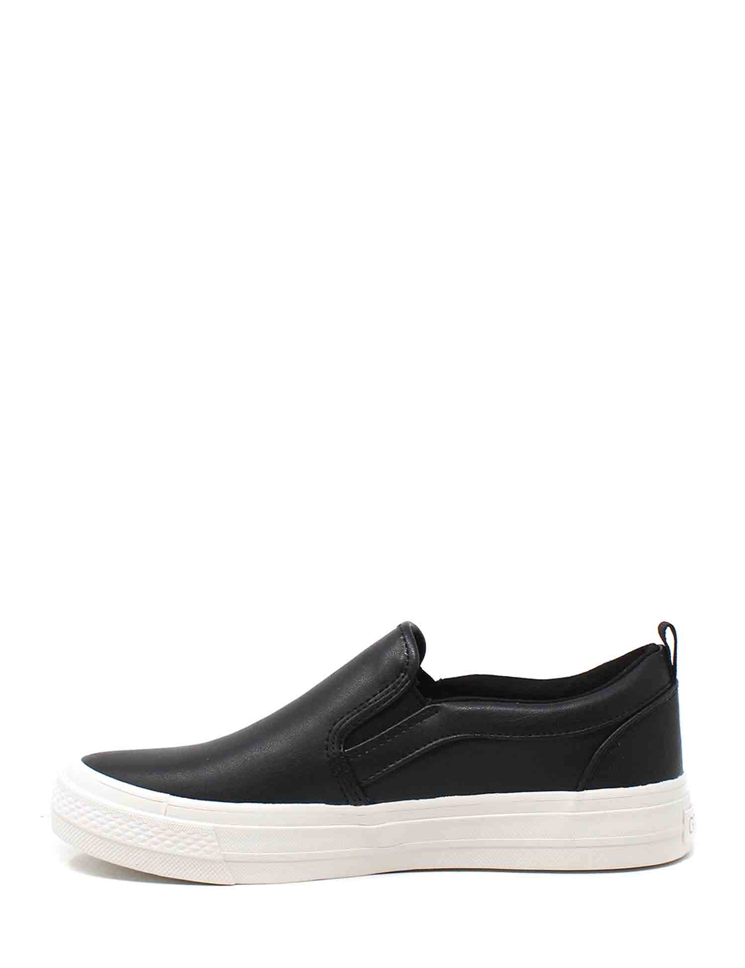 Slip-on Nero Guess