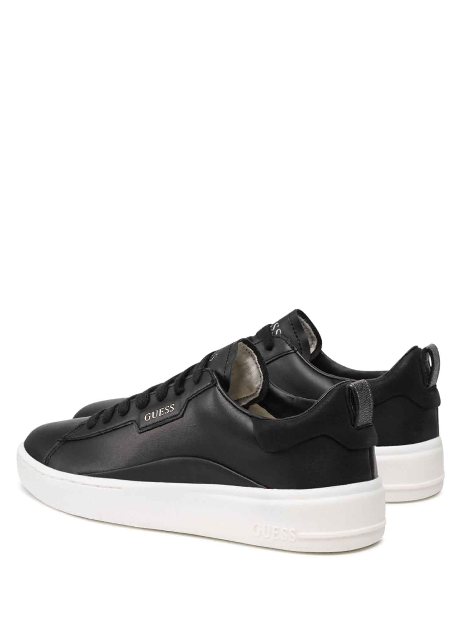 Sneakers Nero Guess