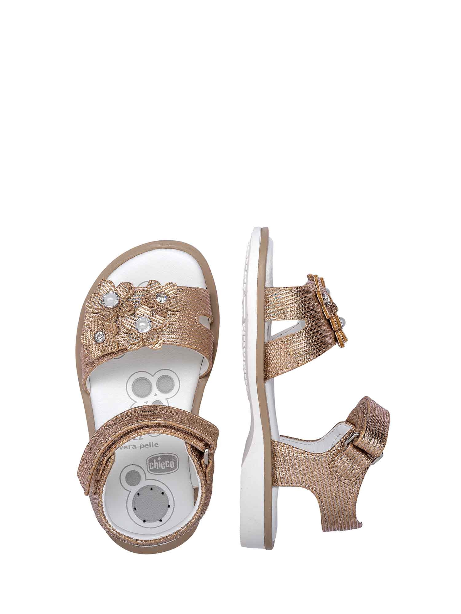 Sandali con strappi Marrone Chicco