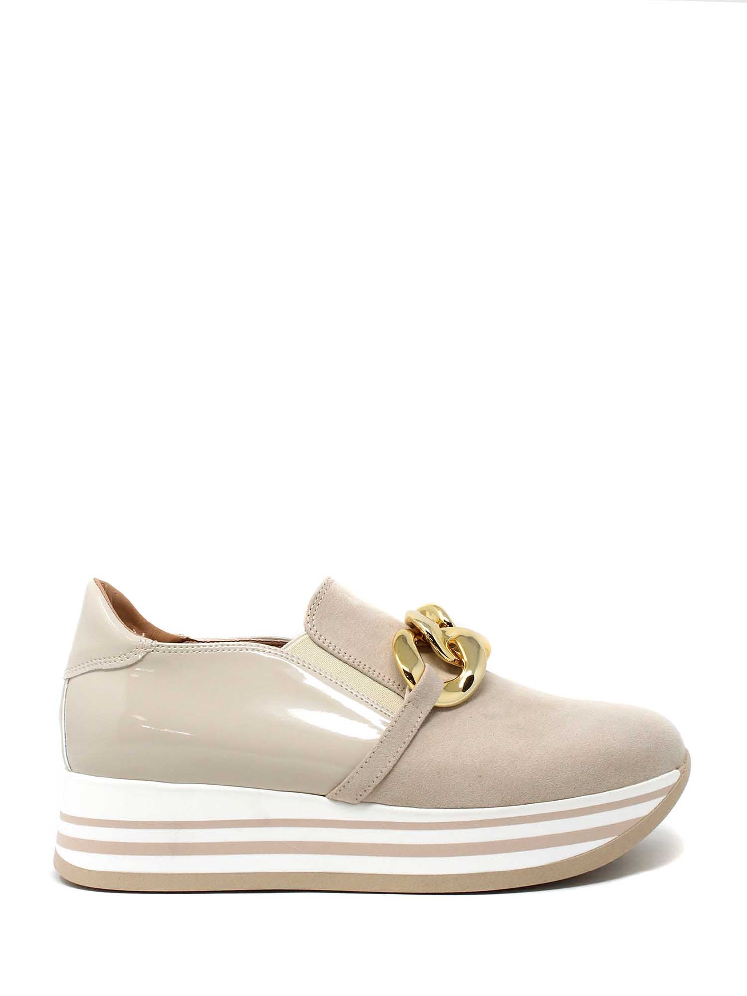 Slip-on Beige Grace Shoes
