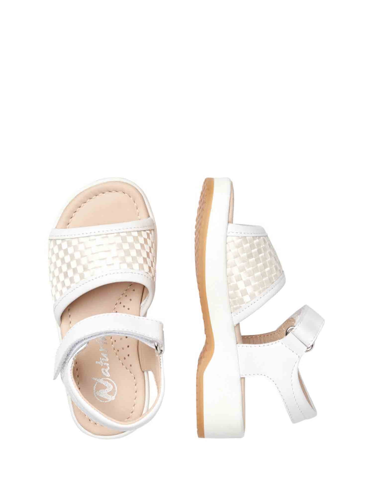 Sandali con strappi Bianco Naturino