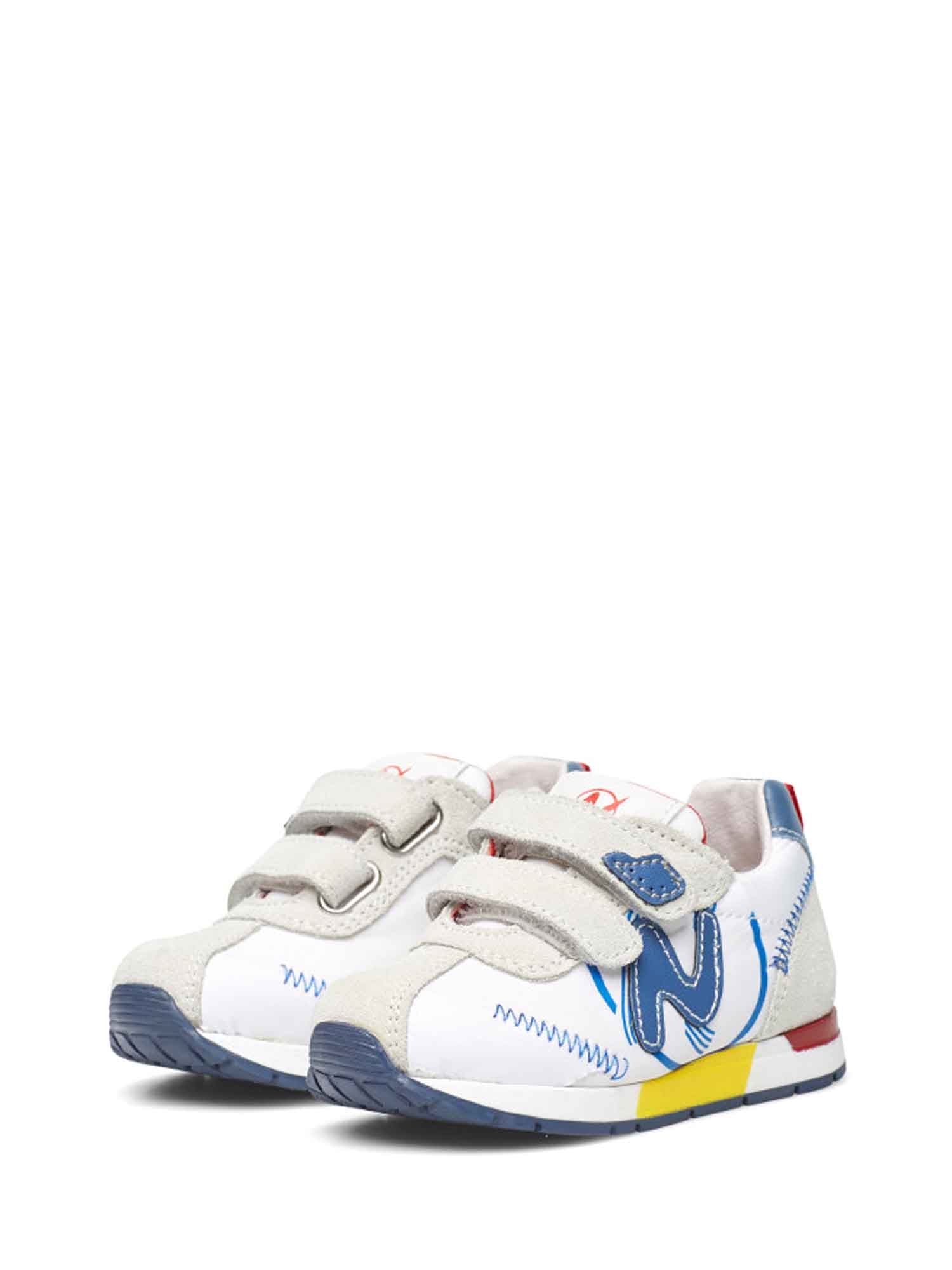 Scarpe con strappi Bianco 1n06 Naturino