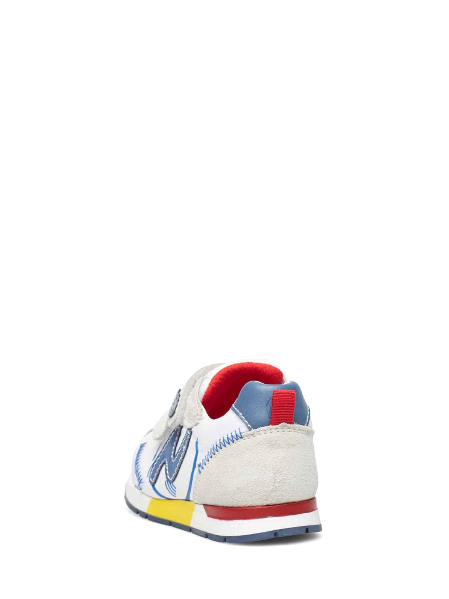 Scarpe con strappi Bianco 1n06 Naturino