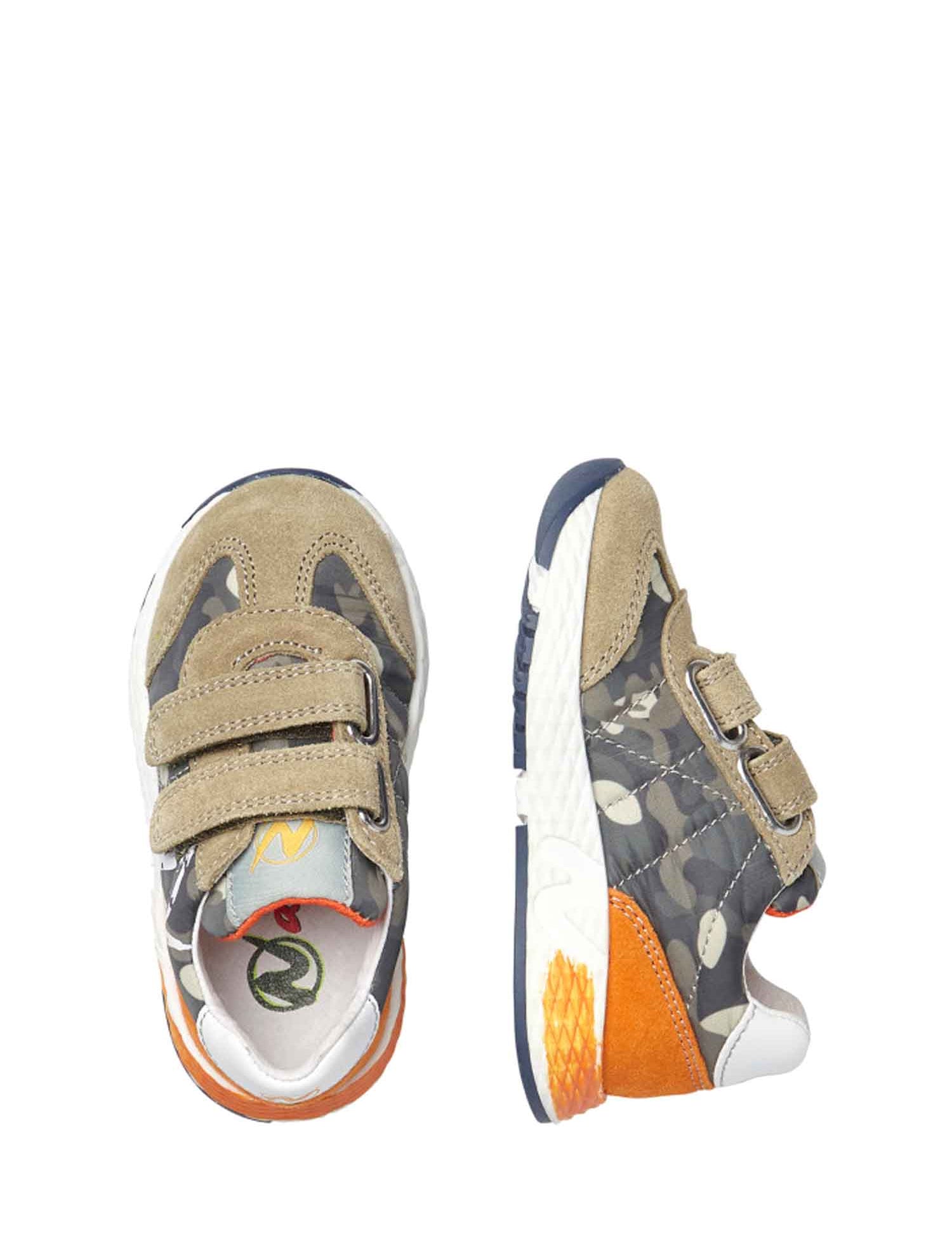 Scarpe con strappi Verde Naturino