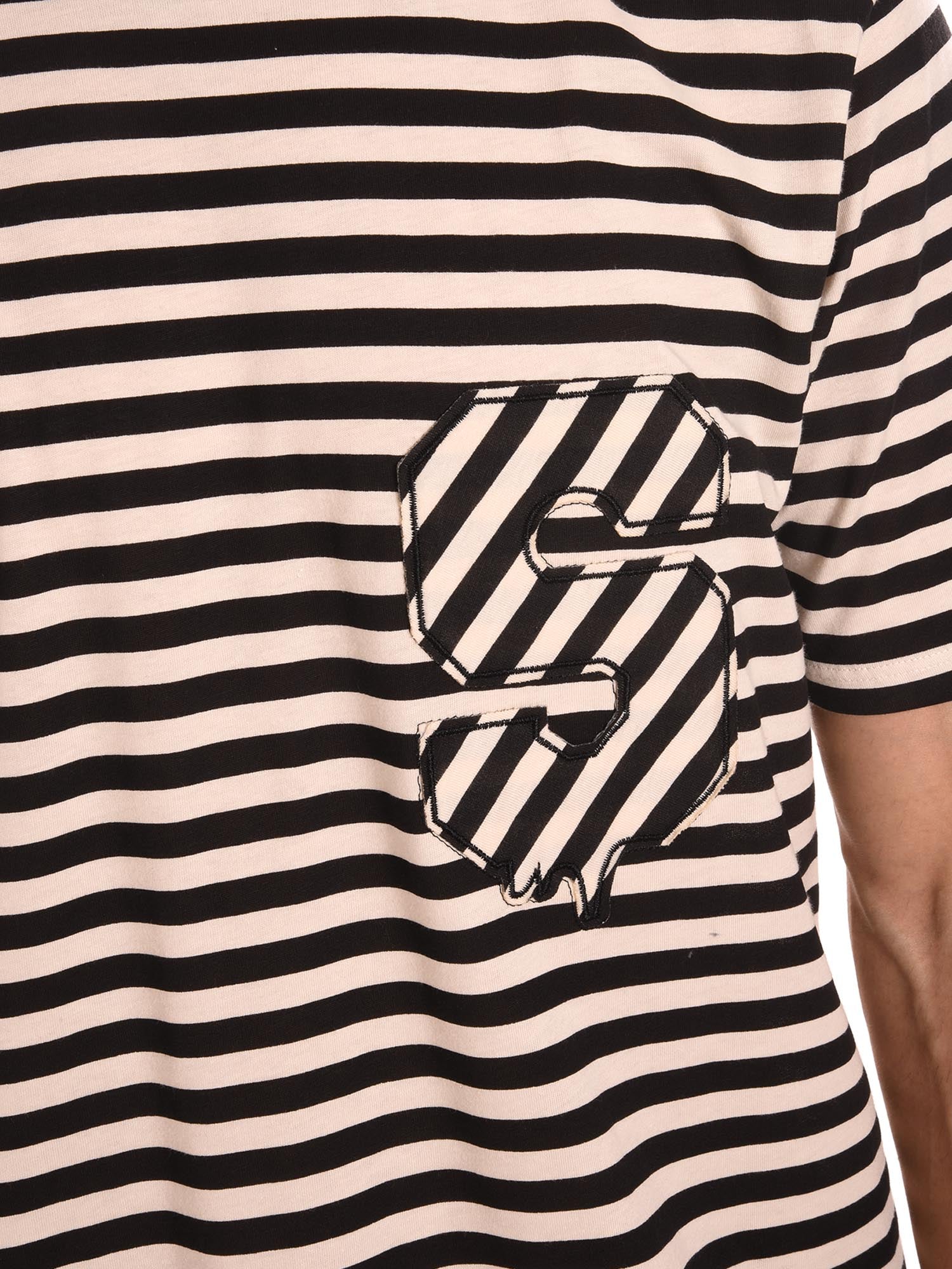 T-shirt Nero Sseinse