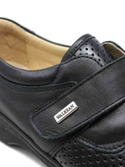 Scarpe con strappi Nero Susimoda