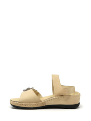 Sandali con strappi Beige Susimoda