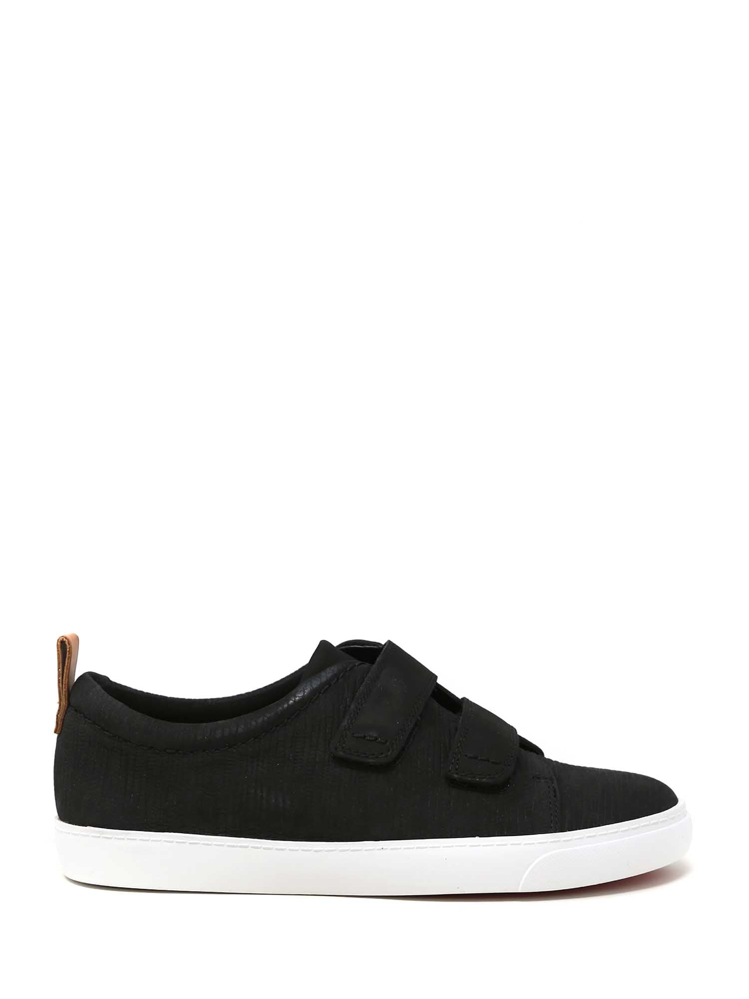 Scarpe con strappi Nero Clarks