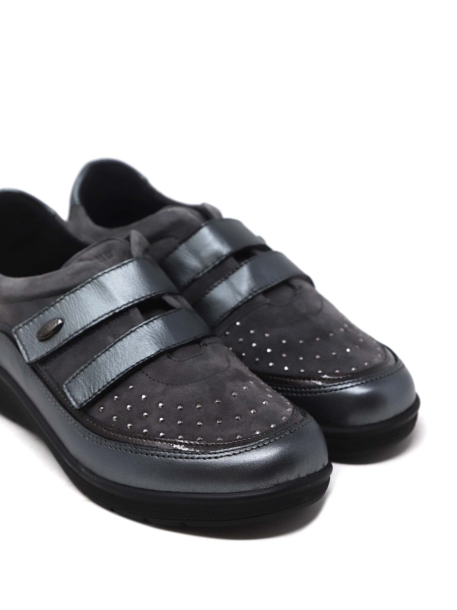 Scarpe con strappi Grigio Grunland