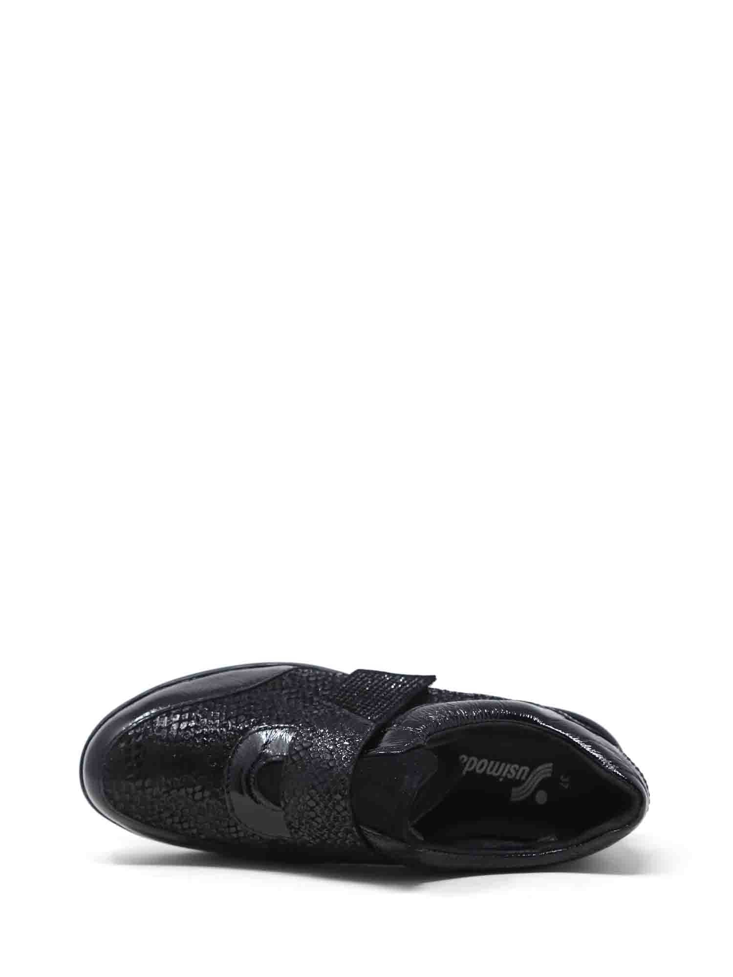 Scarpe con strappi Nero Susimoda