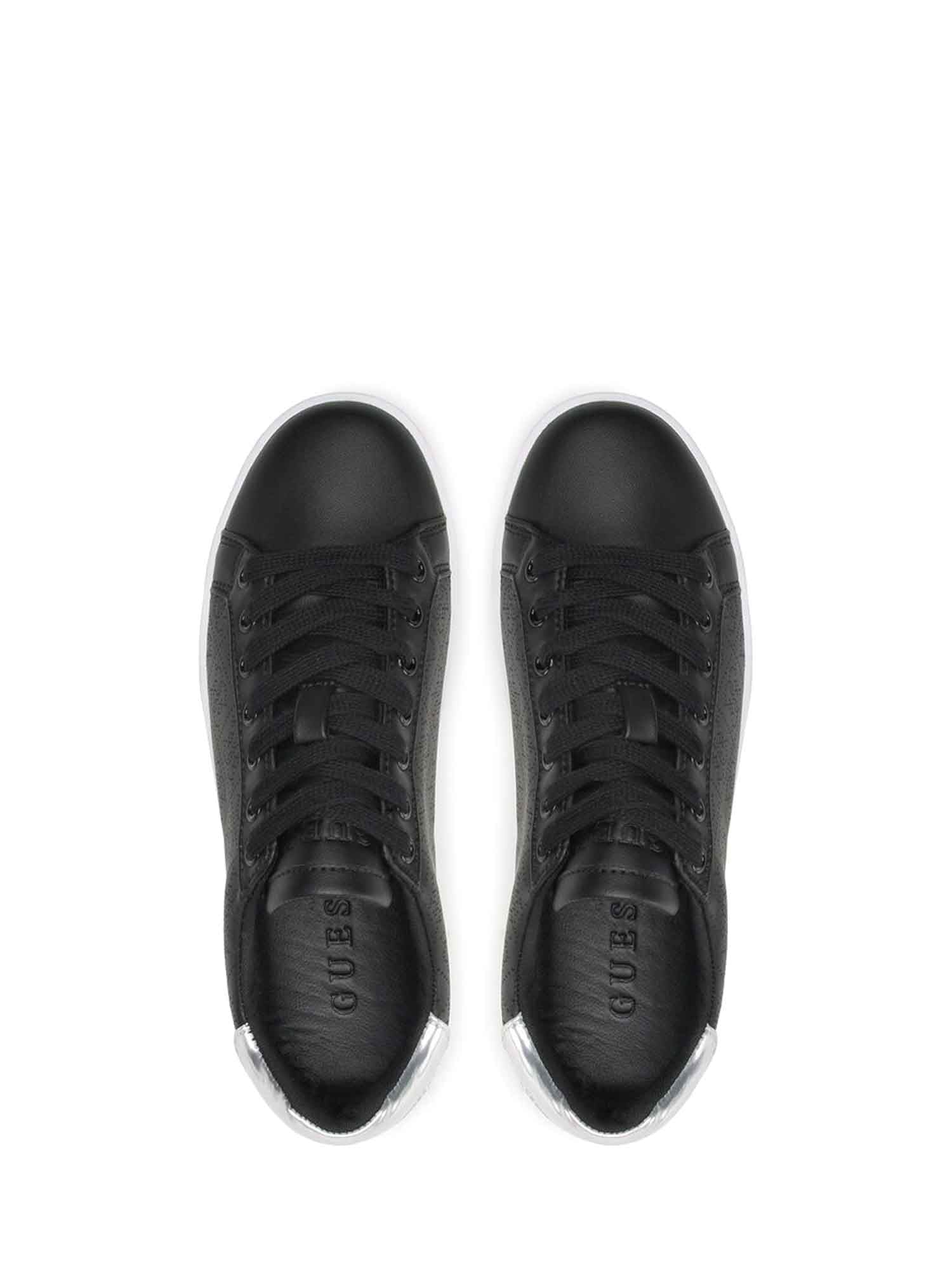 Sneakers Nero Guess