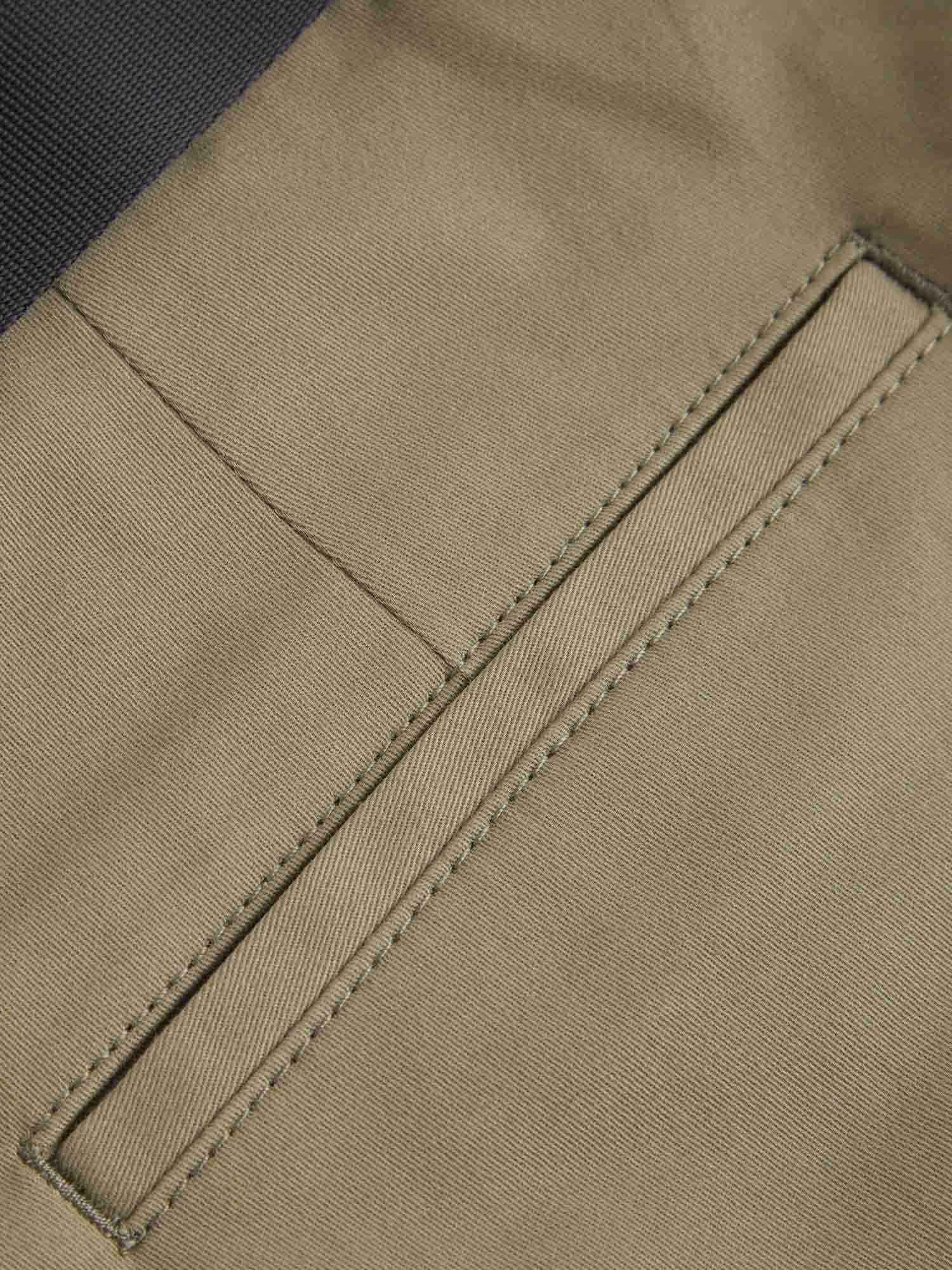 Bermuda Verde Calvin Klein