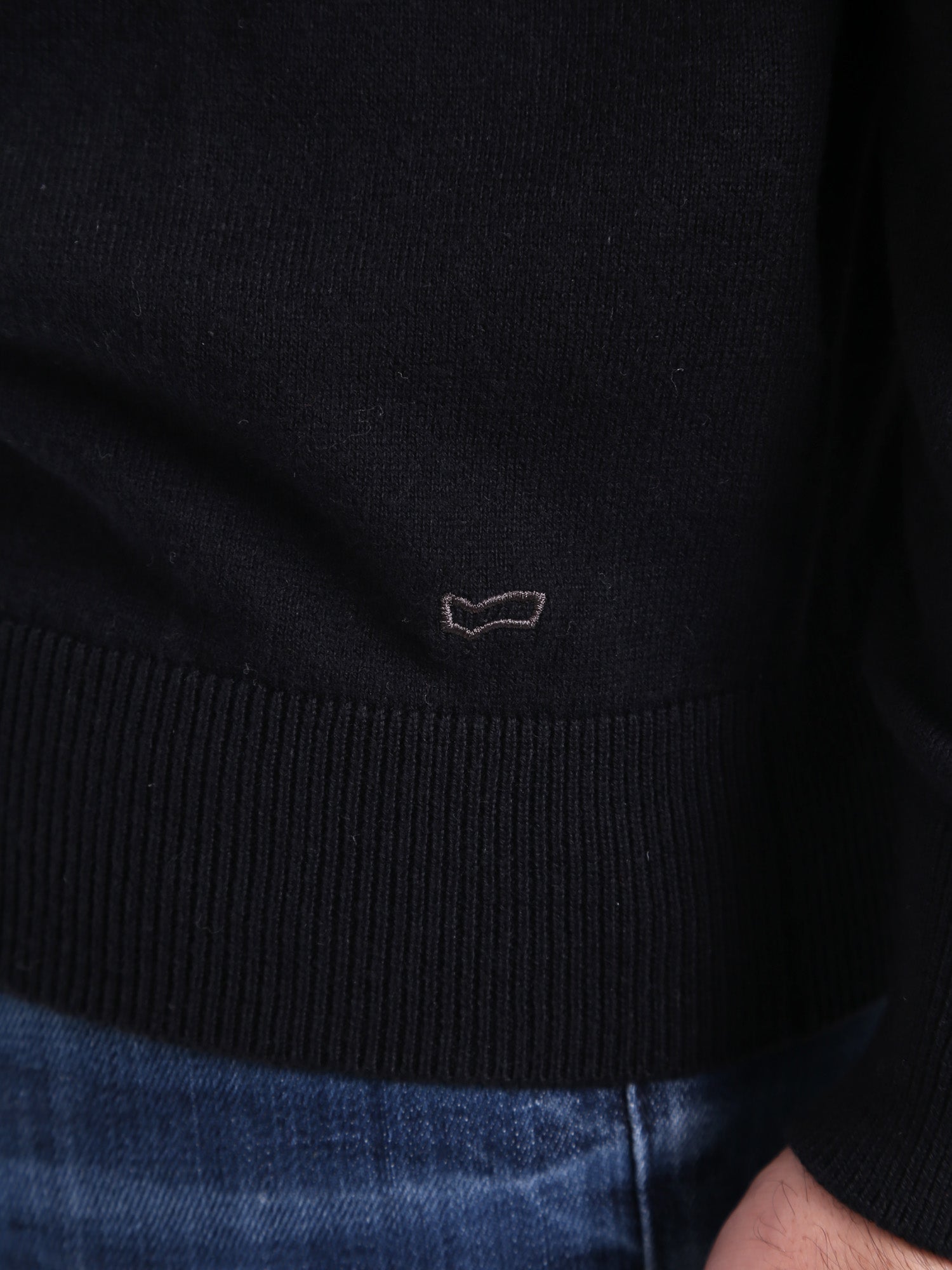 Maglie a collo alto Nero Gas